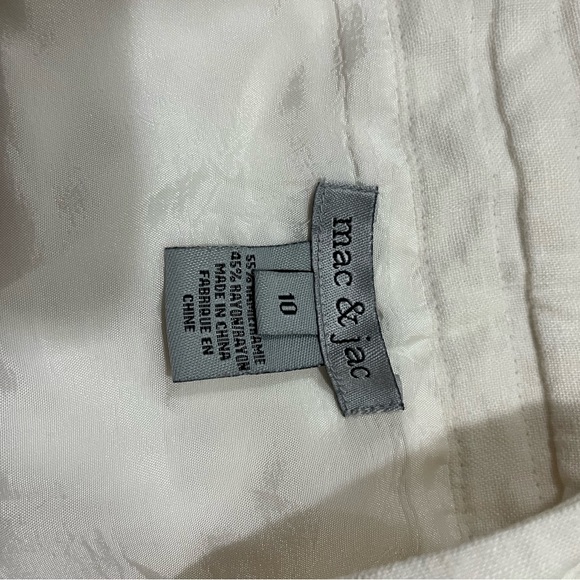 Mac & Jac: Women’s white skirt - Picture 3 of 4